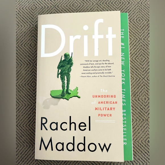 Drift by Rachel Maddow, 264 Pages, #1 New York Times Best Selling Book - Picture 1 of 6